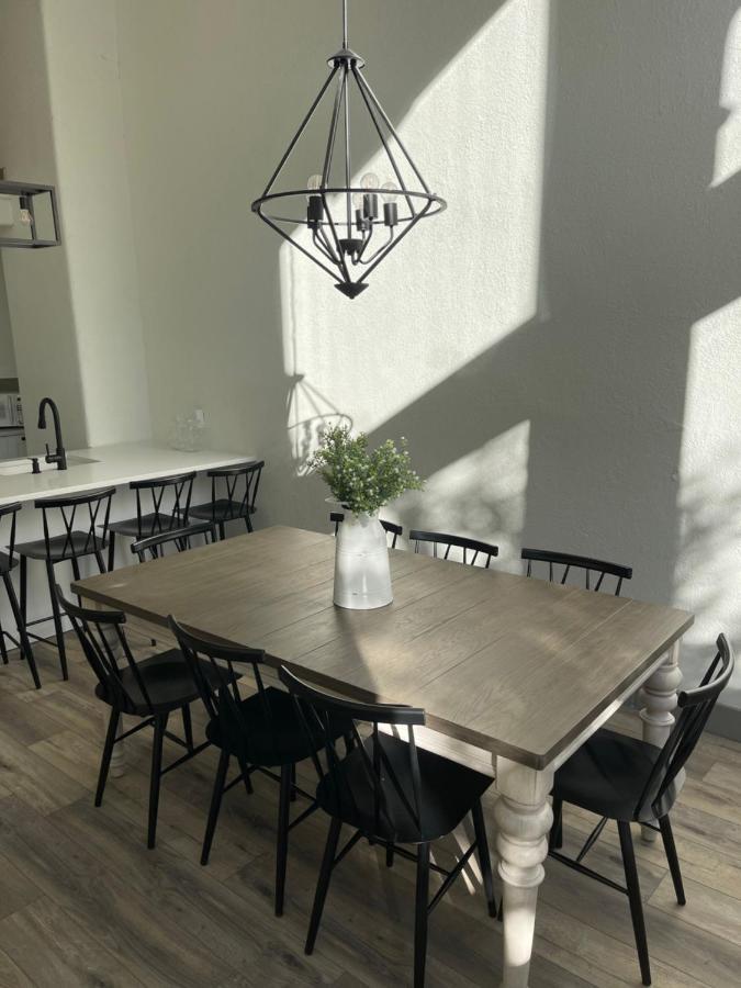 Main Street Retreat By Hollyhock *