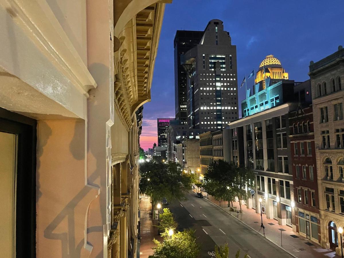 Main Street Retreat By Hollyhock Apartment Louisville