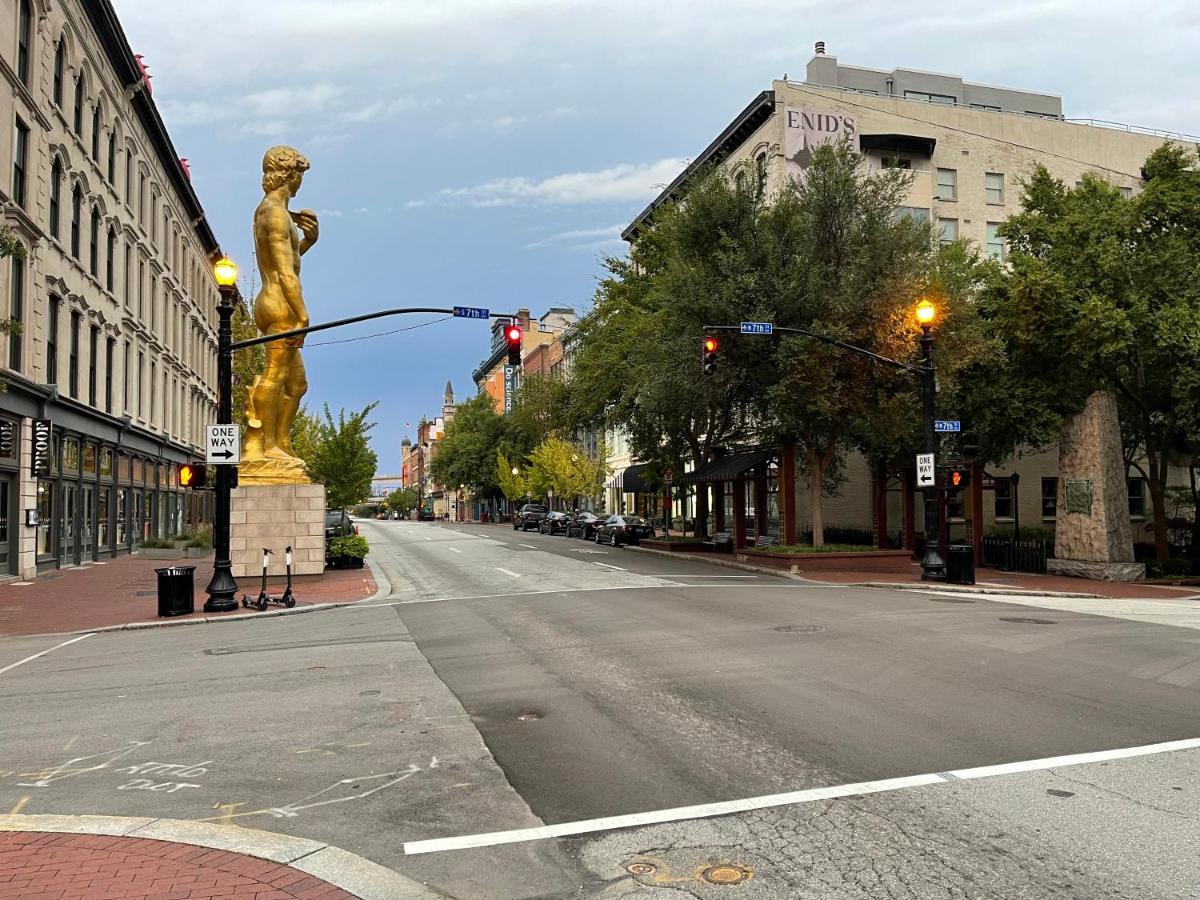 Main Street Retreat By Hollyhock Apartment Louisville
